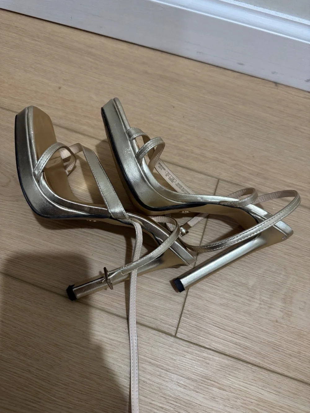 Zara Gold Metallic Platform Heels - Picture 5 of 6